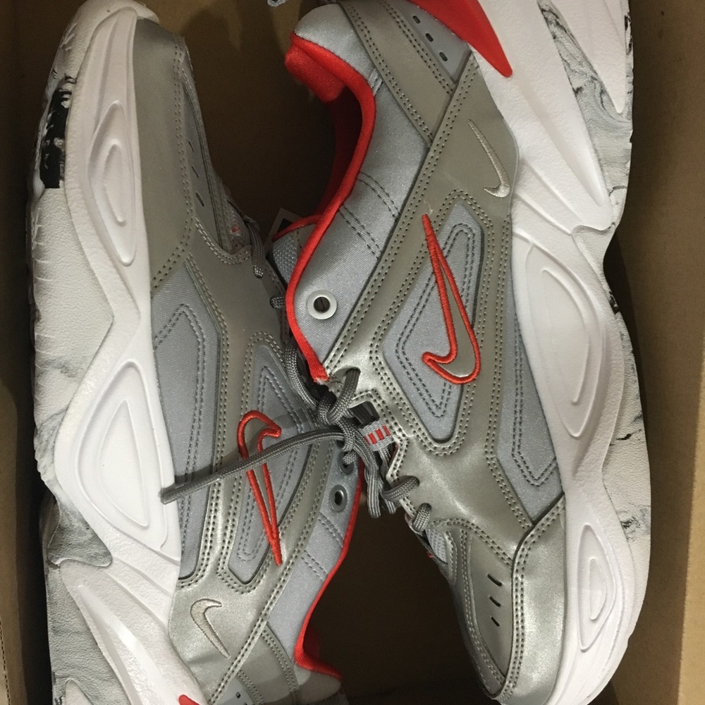 NIKE WOMENS M2K TEKNO REFLECTIVE SILVER/RED